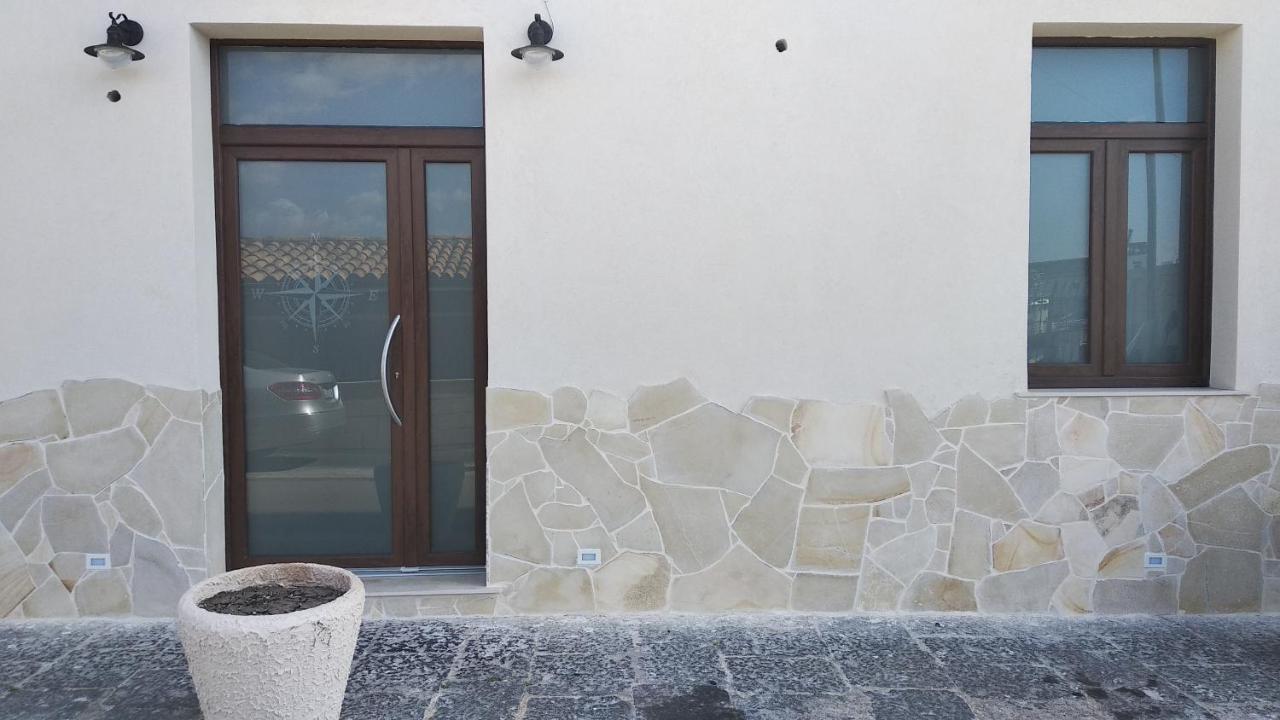 B&B Vecchia Darsena Аугуста Экстерьер фото